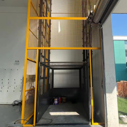 芦溪导轨式升降机助力物流园破解运输难题